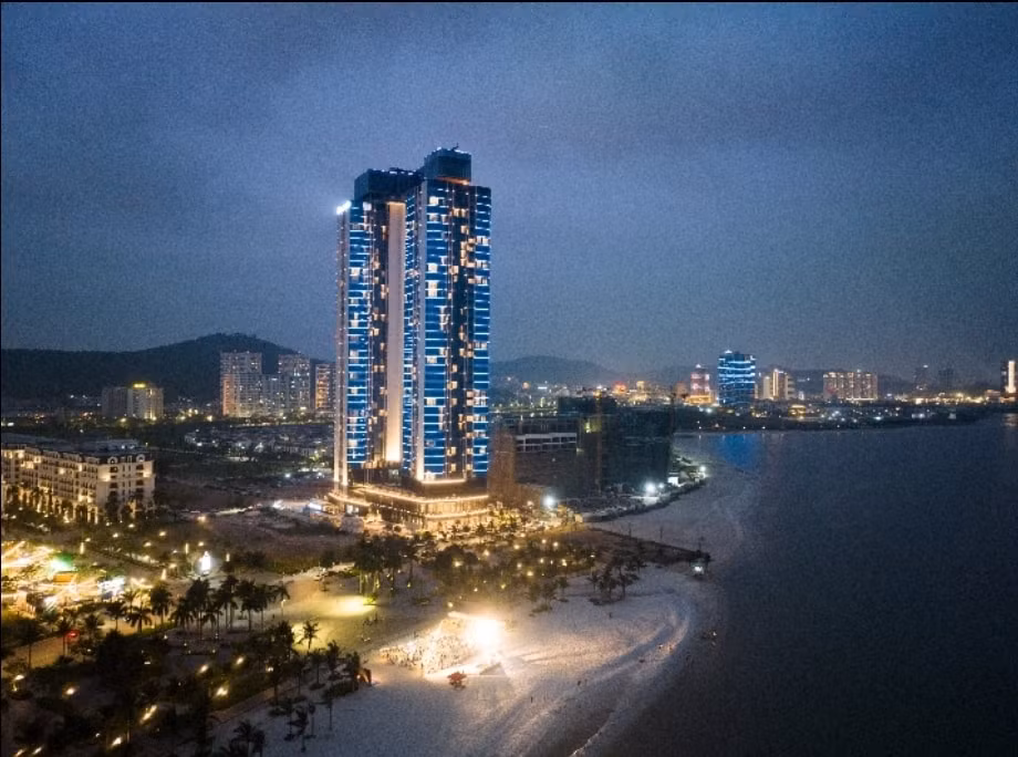 a la carte halong bay suc hap dan cua toa thap khach san cao nhat ha long chinh thuc van hanh hinh 2