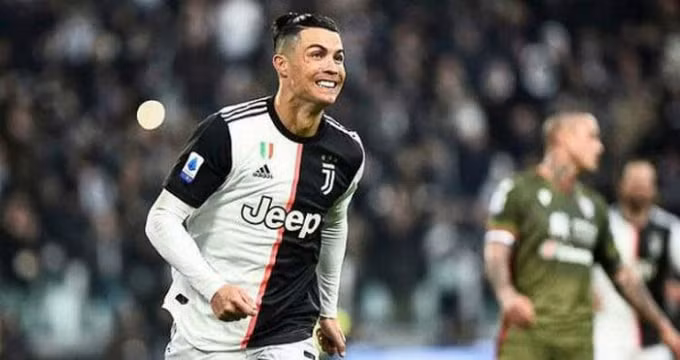 Bản hợp đồng mới của Ronaldo sẽ kéo dài đến Hè 2023. Ảnh: internet