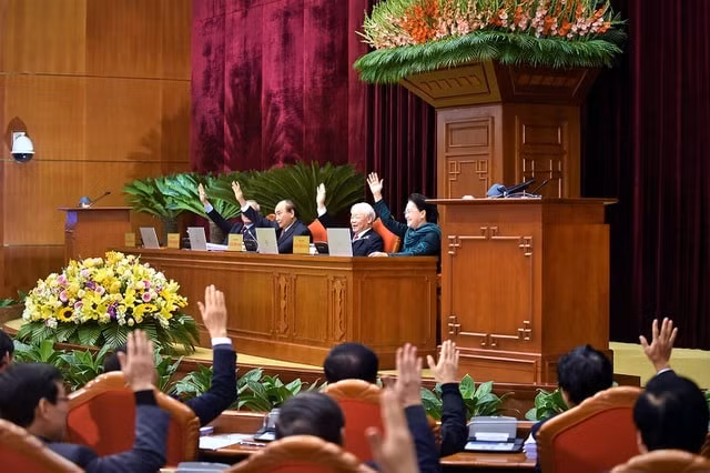 Trung ương biểu quyết thông qua Nghị quyết hội nghị lần thứ 14