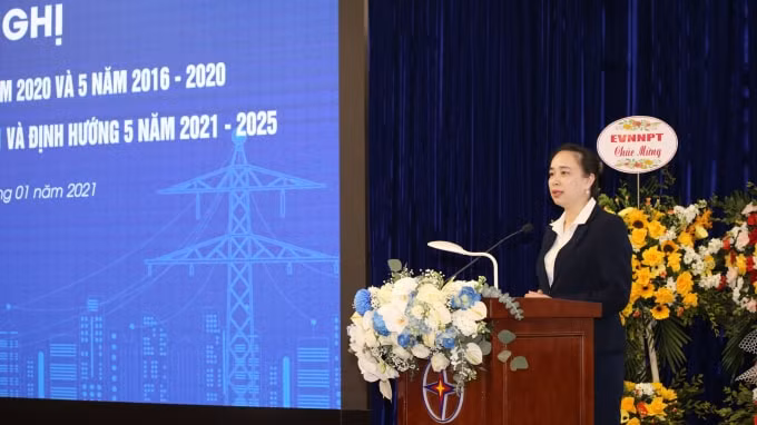 Bà Đỗ Nguyệt Ánh - TV HĐTV, Tổng Giám đốc EVNNPC phát biểu tại Hội nghị.