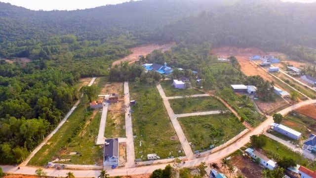 Giá đất Phú Quốc có dấu hiệu nhích lên đáng kể trong thời gian gần đây (Ảnh minh họa)