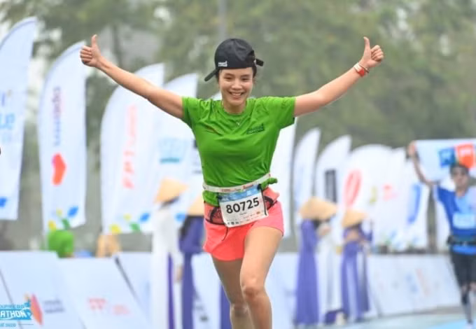 Tính đến nay, Chị Nguyễn Thị Thúy Mai - chuyên viên Văn phòng đã chạy được trên 3.500 km, gấp đôi chặng đường từ Hồ Chí Minh đi Hà Nội.