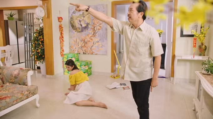 Lối diễn xuất hài hước của các nhân vật.