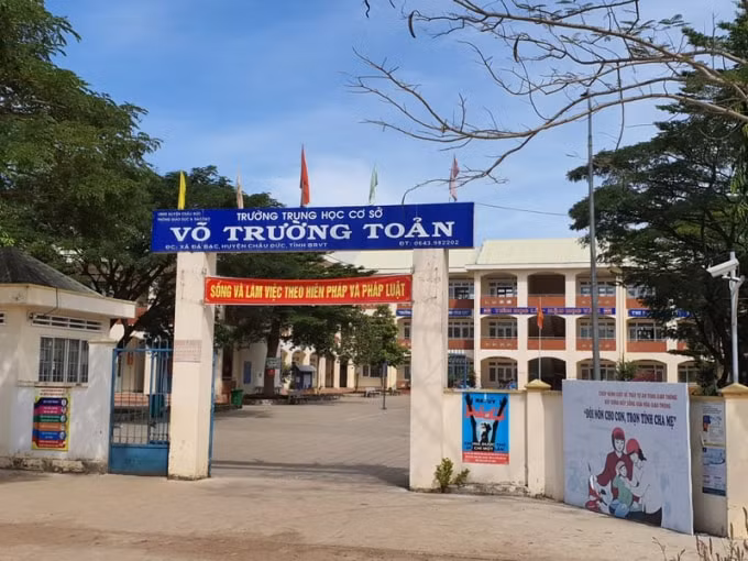Trường trung học cơ sở Võ Trường Toản, xã Đá Bạc (H.Châu Đức, Bà Rịa – Vũng Tàu). Ảnh: vietgiaitri.com.vn
