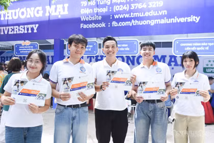 25 điểm thi tốt nghiệp đổi 95 điểm HSA, Đại học Thương mại dự báo điểm chuẩn hạ nhiệt