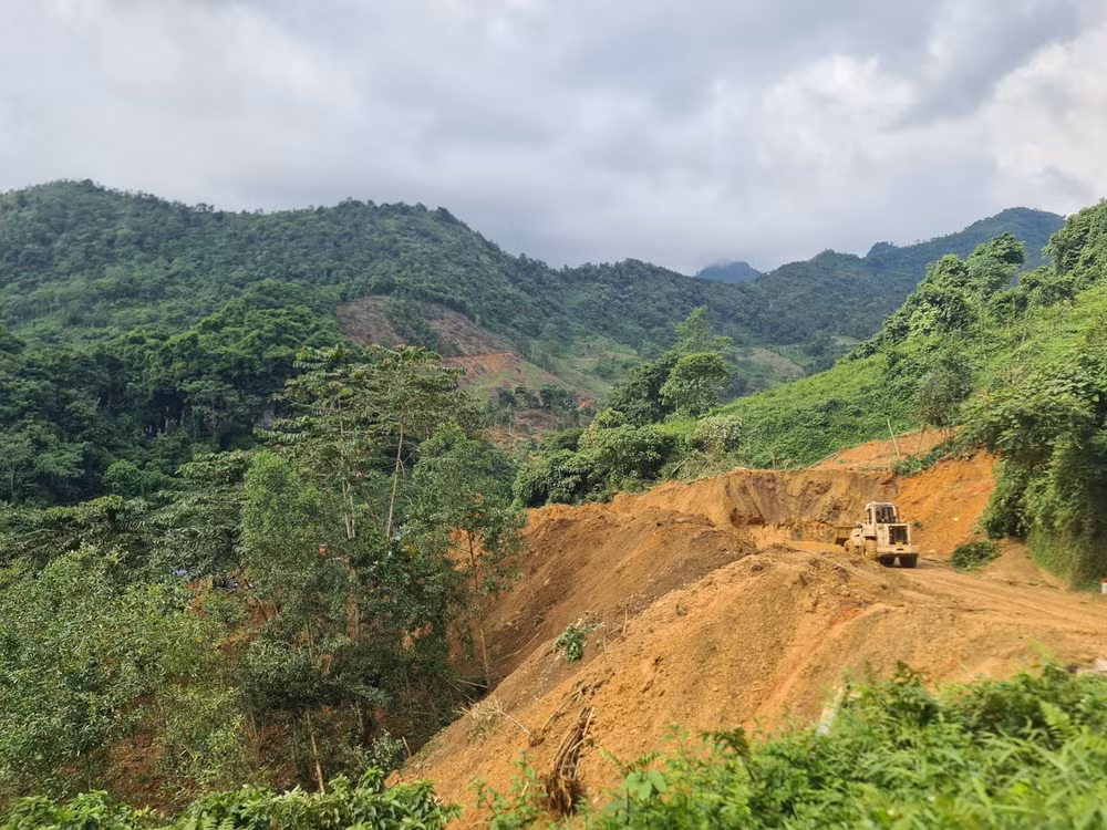 sat lo dat tai ha giang vui lap xe khach con 1 nan nhan mat tich chua tim thay hinh 2