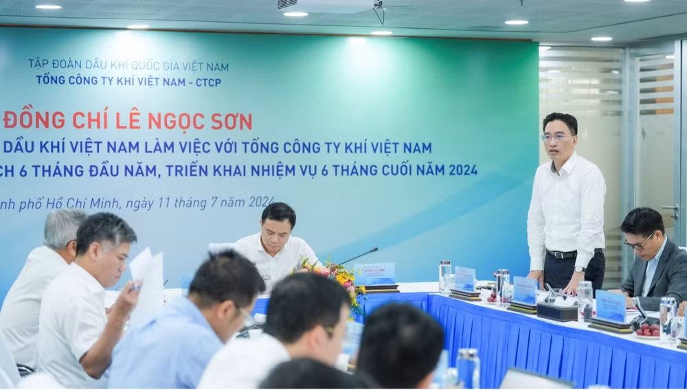 tong giam doc petrovietnam lam viec tai pv gas hinh 2