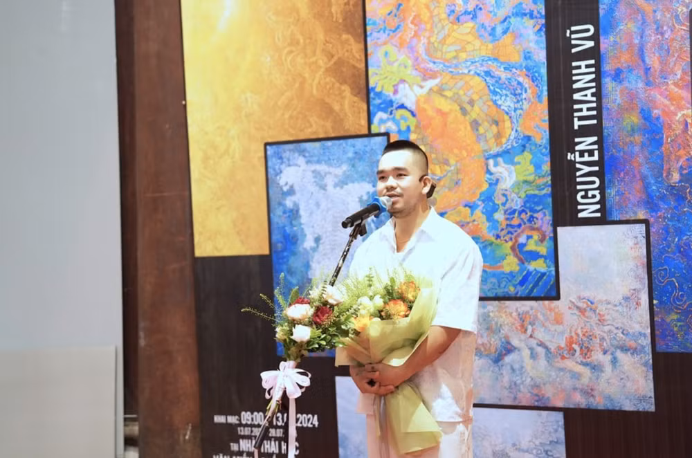 hoa si 9x mo trien lam my thuat tu tinh tu linh hinh 1