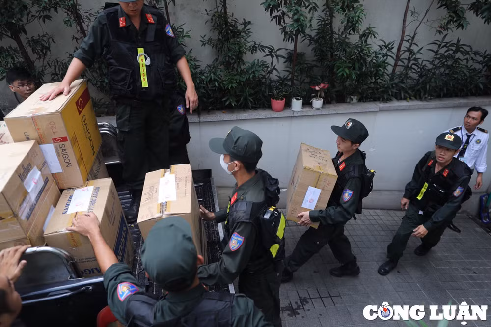 doanh nhan nguyen quoc cuong va vo dong loat an hau het bai viet tren trang ca nhan hinh 3