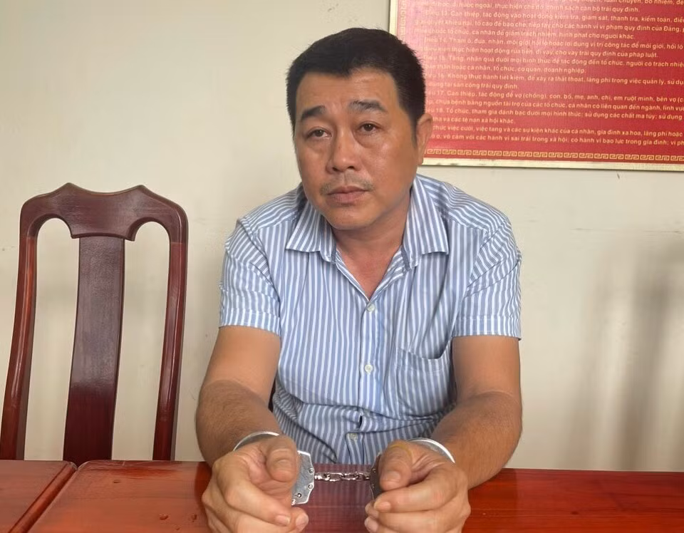bat nguyen can bo phong tai nguyen va moi truong thanh pho phu quoc hinh 1