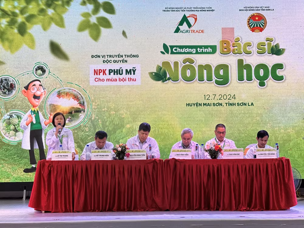 tien si bat benh dam phu my ra toa nha nong phan khoi hinh 2