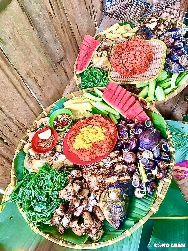 chiem nguong ve dep hoang so cua thac thung hoa binh hinh 10