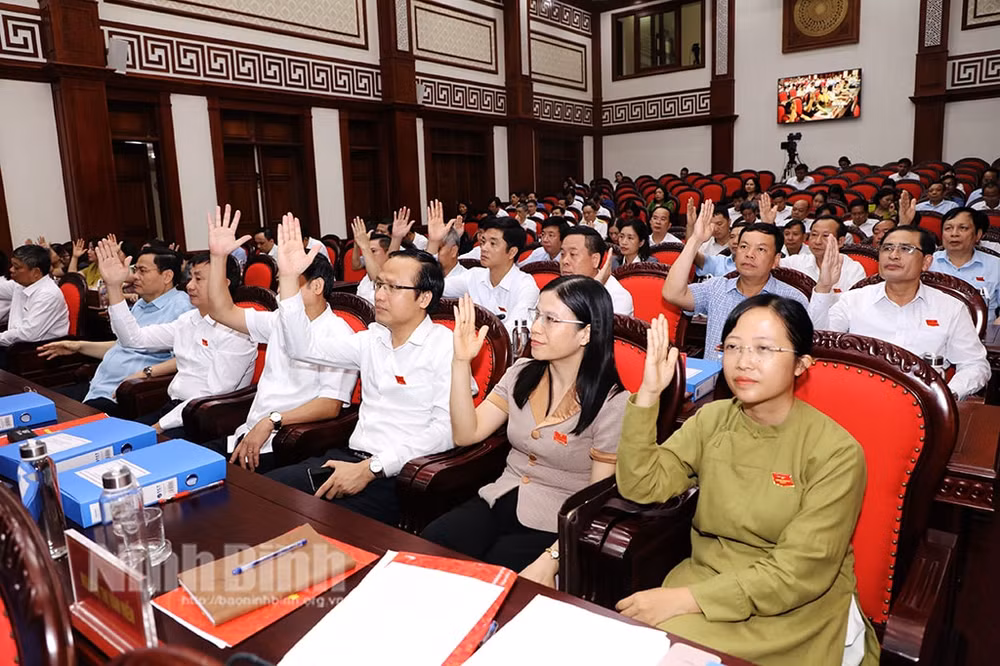 ky hop thu 22 hdnd tinh ninh binh khoa xv thong qua 13 nghi quyet hinh 1