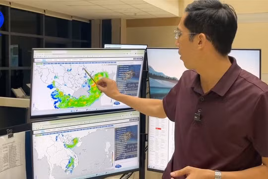 Bão số 1 đổ bộ Móng Cái, Quảng Ninh: Gió mạnh nhất trong 3-5 giờ tới, mưa lớn kéo dài đến sáng mai
