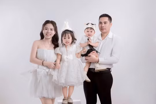 ‘Dù chỉ còn 1% vẫn tìm con’: Quả ngọt sau một thập kỷ và ước nguyện 20/10 của người mẹ kiên cường