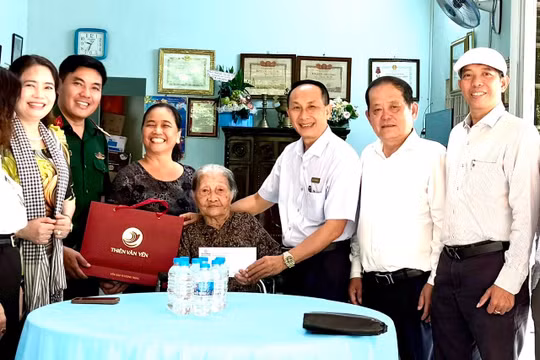 Doanh nhân Tây Sài Gòn cùng lực lượng vũ trang lan tỏa nghĩa tình tri ân người có công