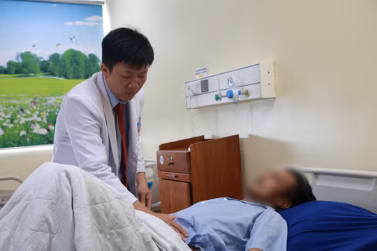 Cà Mau: Phẫu thuật nội soi thành công cho bệnh nhân u ác tính xâm lấn bể thận