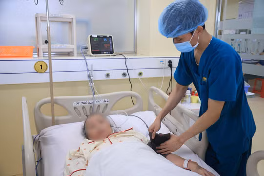 Kích hoạt 'báo động đỏ' liên viện cứu sống bệnh nhân 80 tuổi ngưng tim nguy kịch