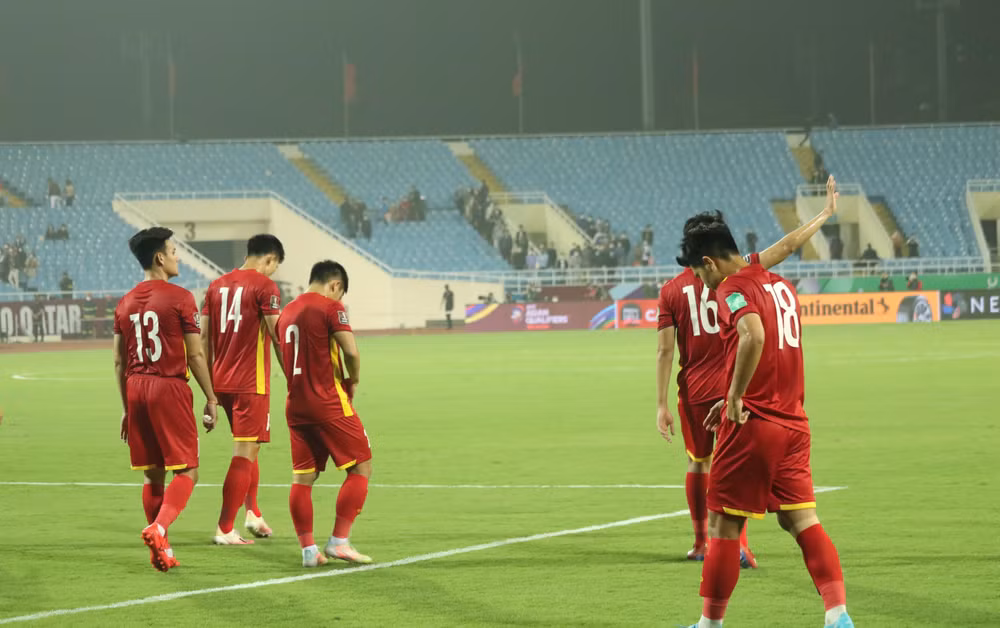 thua oman doi tuyen viet nam suyt vang khoi top 100 the gioi hinh 6