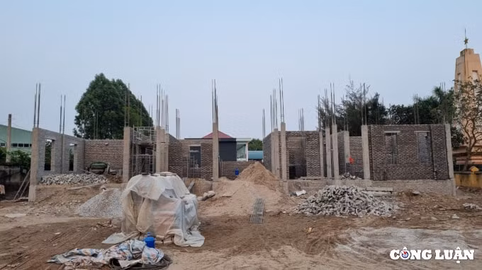 hai duong ubnd xa dong lac lien tuc moi thau trai quy dinh hinh 2