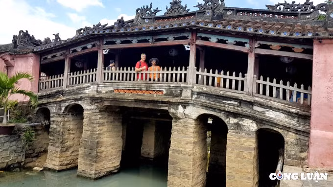 chuyen gia nhat ban ho tro quang nam tu bo di tich chua cau 400 nam tuoi hinh 2