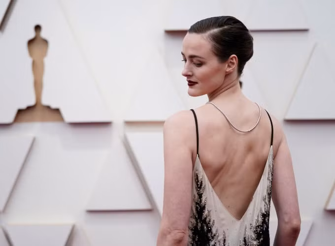 le trao giai oscar 2022 tung bung man khoe sac cua cac sao hollywood hinh 19