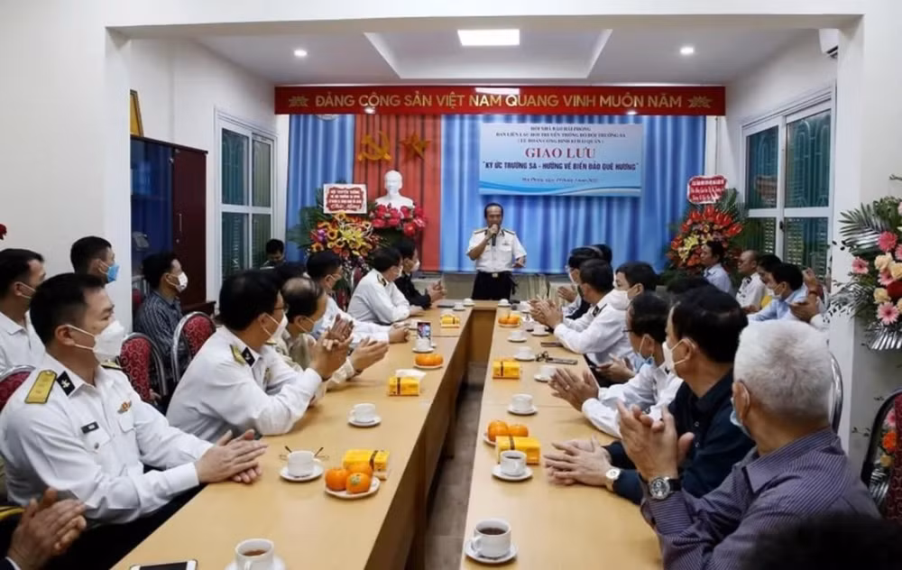 hoi nha bao hai phong to chuc chuong trinh ky uc truong sa huong ve bien dao que huong hinh 1