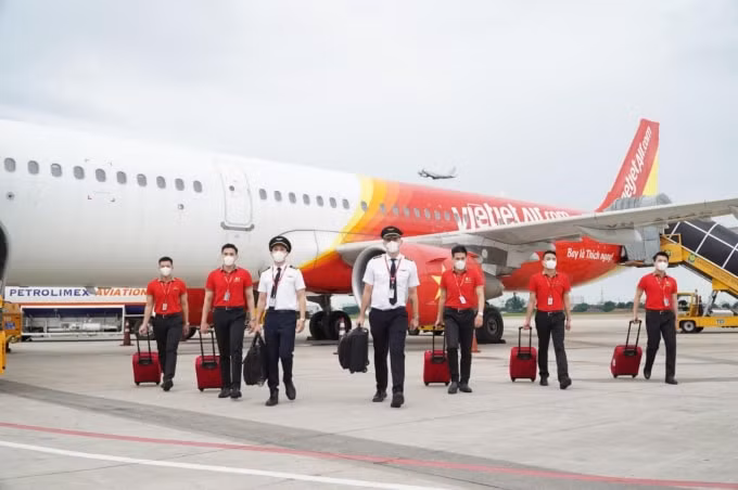 tu 10 10 vietjet mo lai 15 duong bay don khach tren nhung chuyen bay xanh an toan hinh 1