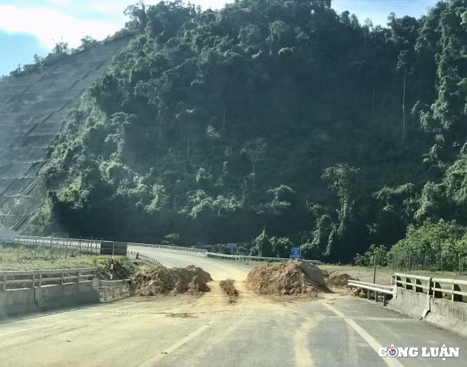 cao toc noi hue da nang chua khai thac da sat lo nghiem trong hinh 10