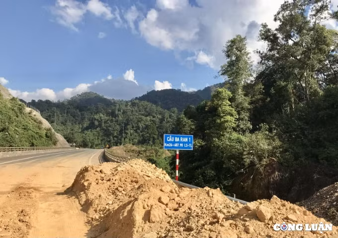 cao toc noi hue da nang chua khai thac da sat lo nghiem trong hinh 8