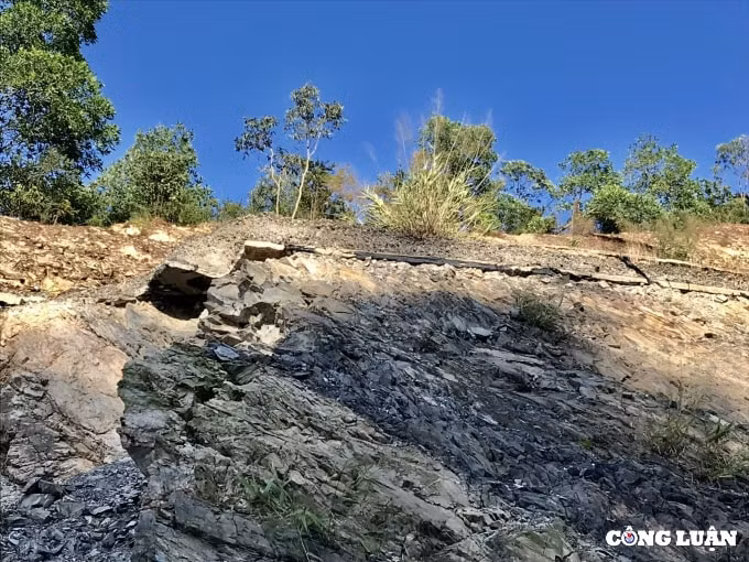 cao toc noi hue da nang chua khai thac da sat lo nghiem trong hinh 17