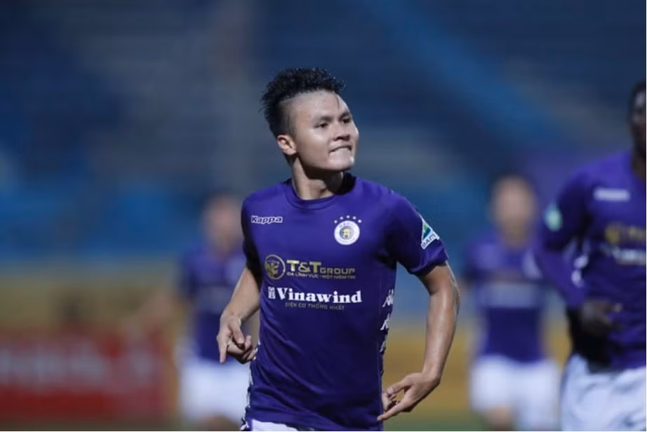 clb ha noi xac nhan chinh thuc chia tay tien ve nguyen quang hai hinh 4