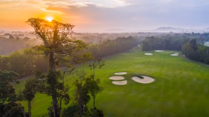 chiem nguong ve dep cua nhung san golf dang cap thu hut nhieu golf thu nhat mien nam hinh 10
