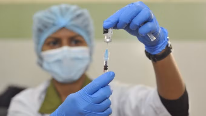 doi tuong nao can tiem mui vaccine thu 4 hinh 1
