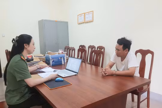Chủ tiệm photocopy làm giả hàng nghìn tài liệu