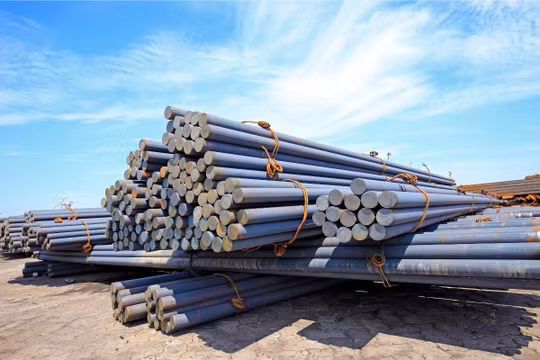 Giá quặng sắt, đồng và thép đồng loạt tăng