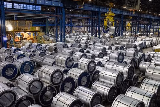 Nhu cầu tái thiết tăng, thị trường thép Nga phục hồi