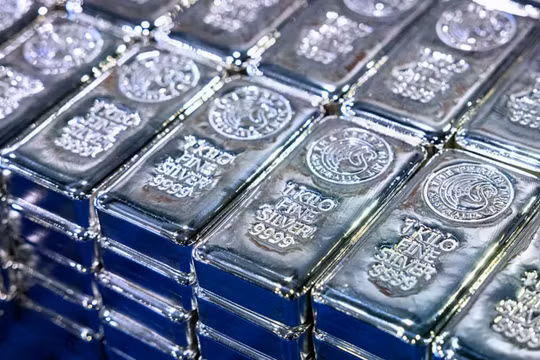 Sau cú giảm mạnh, thị trường bạc vẫn chưa thấy đáy?