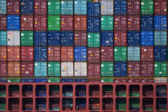 EU thâm hụt 1 tỷ euro mỗi ngày trong thương mại với Trung Quốc