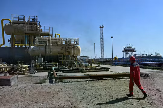 Iraq tăng tốc xuất khẩu dầu, ráo riết thuê tàu qua Hormuz