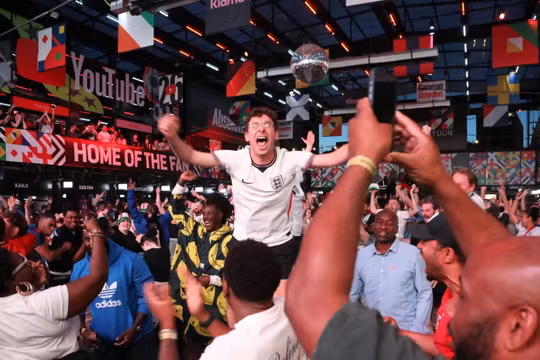 Tứ kết World Cup có thể giúp kinh tế Anh "bỏ túi" gần 500 triệu bảng
