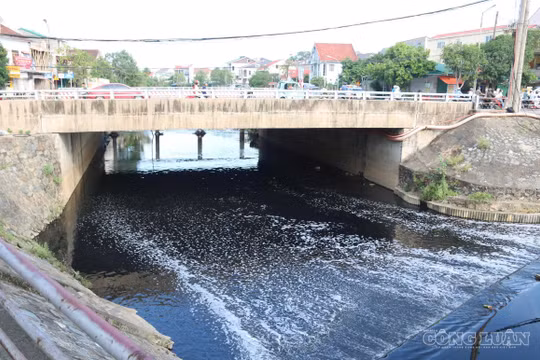 Nghệ An: Đề xuất ngầm hóa dòng kênh đen kịt, hôi thối giữa lòng thành phố