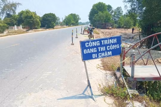 Quảng Trị: "Cần có quyết tâm rất cao để đầu tư hoàn chỉnh tuyến Quốc lộ 15D"