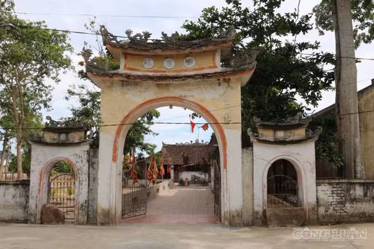 Tháp cổ hơn nghìn năm, nơi phát hiện bảo vật quốc gia độc bản
