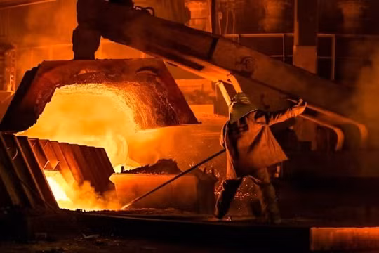 Châu Âu tung 'đòn hiểm' lên ngành thép Ukraine