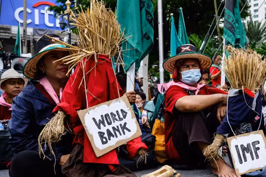 IMF cảnh báo sức chống chịu của kinh tế toàn cầu đang suy yếu