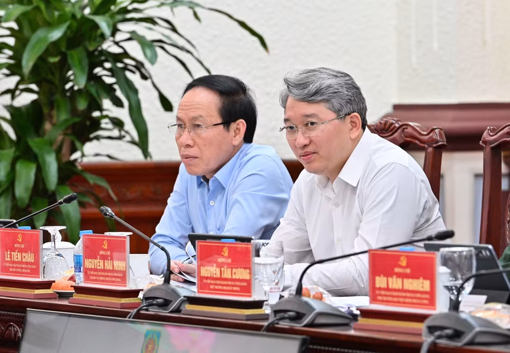 le-tien-chau-nguyen-hai-ninh.jpg