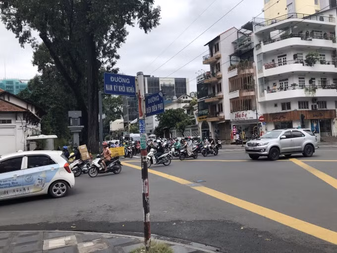 Ngã tư Nam Kỳ Khởi Nghĩa và Điện Biên Phủ sẽ được lắp đặt hệ thống camera thông minh tự động bắt lỗi người vi phạm
