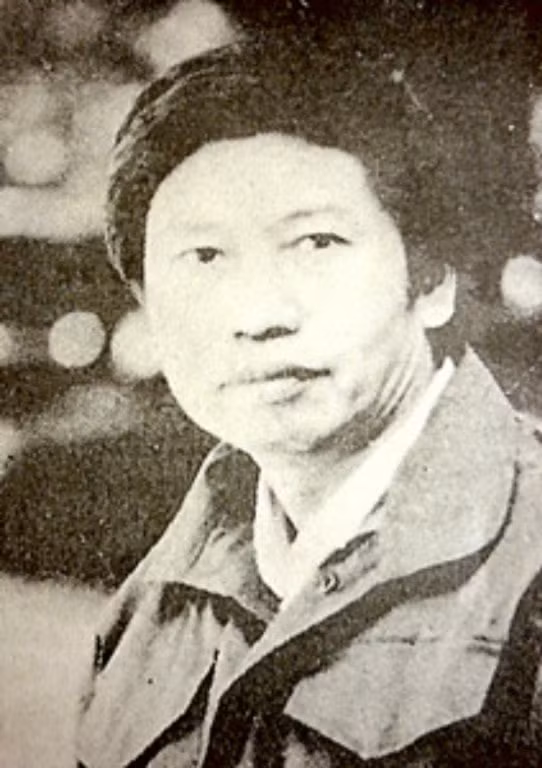 Nhà viết kịch Xuân Trình.