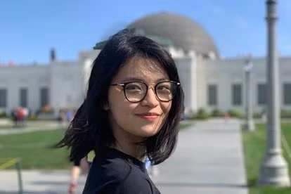 Nữ sinh đạt được điểm tuyệt đối kỹ năng nghe và nói của kỳ thi IELTS.